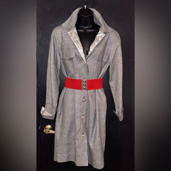Unbranded Jackets & Blazers - Sparkle and shine in this vintage coat from David Warren New York. Size 8.